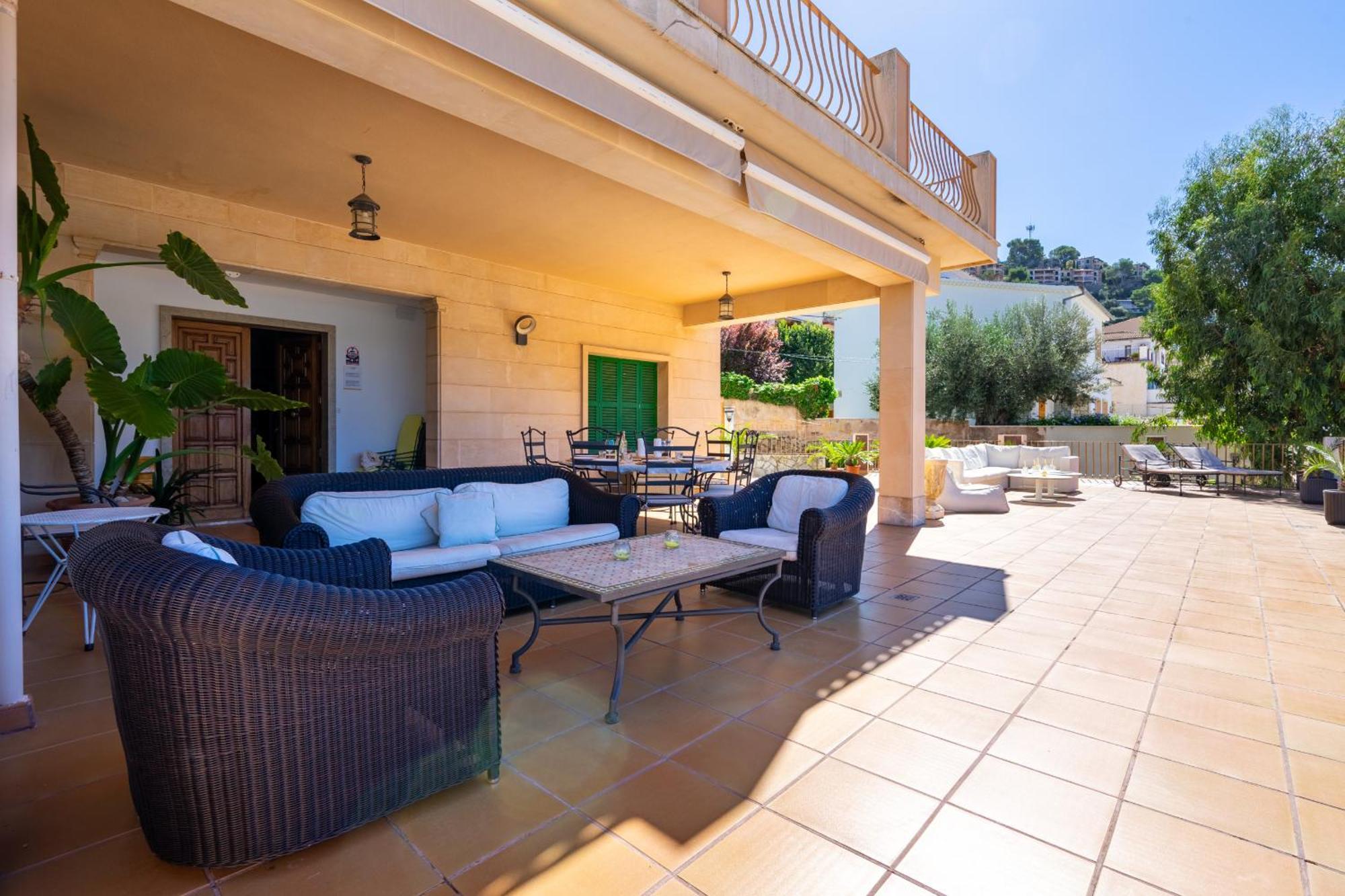 Sa Caleta Villa *